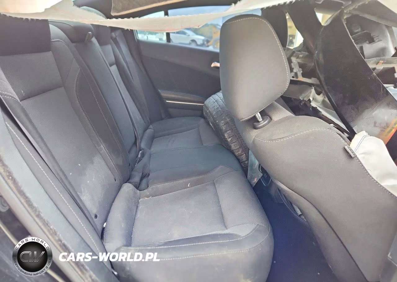 2019 Dodge Charger Sxt VIN:2C3CDXBG4KH707917 - 10