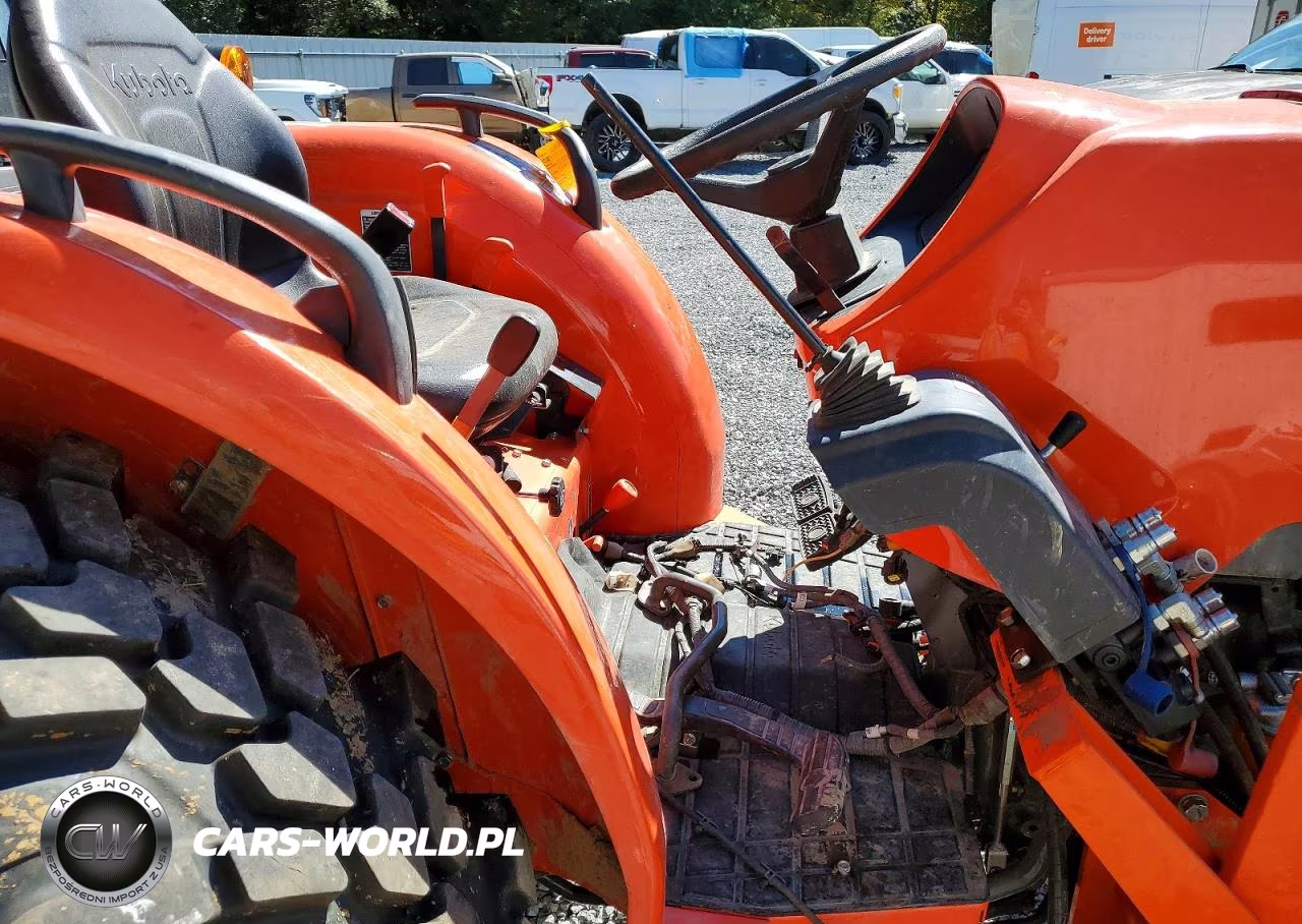 2025 Kubota Mx5400 Hst Tractor VIN:KBUL3BHRAR8J35863 - 5