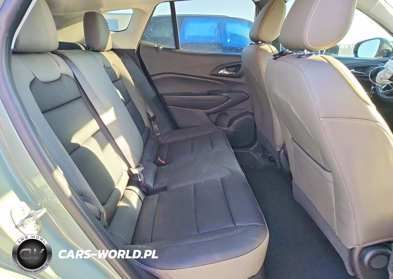 2025 Chevrolet Trax Activ VIN:KL77LKEP0SC157176 - 11