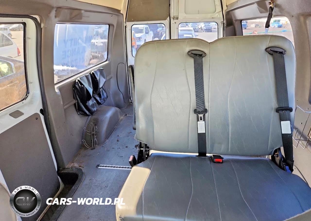 2011 Ford Econoline E150 Van VIN:1FTNE1EW5BDB11763 - 10