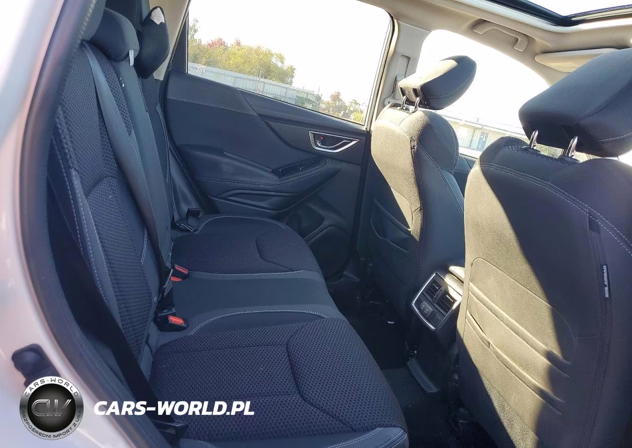 2019 Subaru Forester Premium VIN:JF2SKAGCXKH588469 - 11