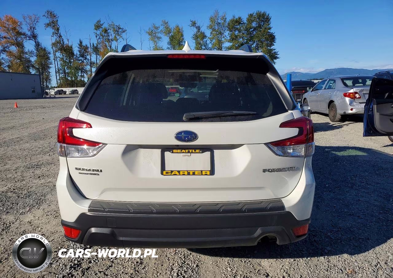 2019 Subaru Forester Premium VIN:JF2SKAGCXKH588469 - 6