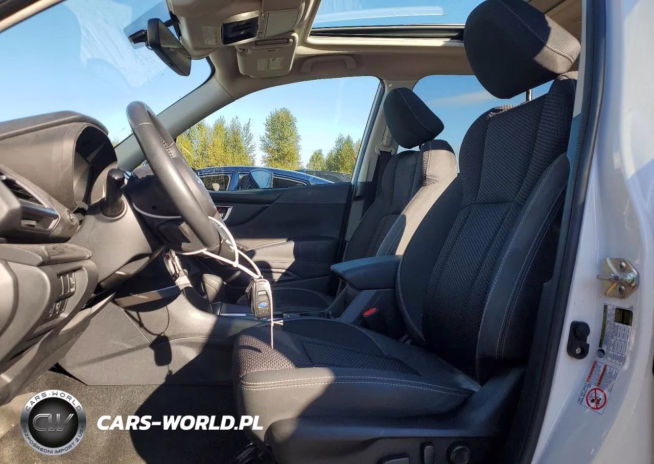 2019 Subaru Forester Premium VIN:JF2SKAGCXKH588469 - 7
