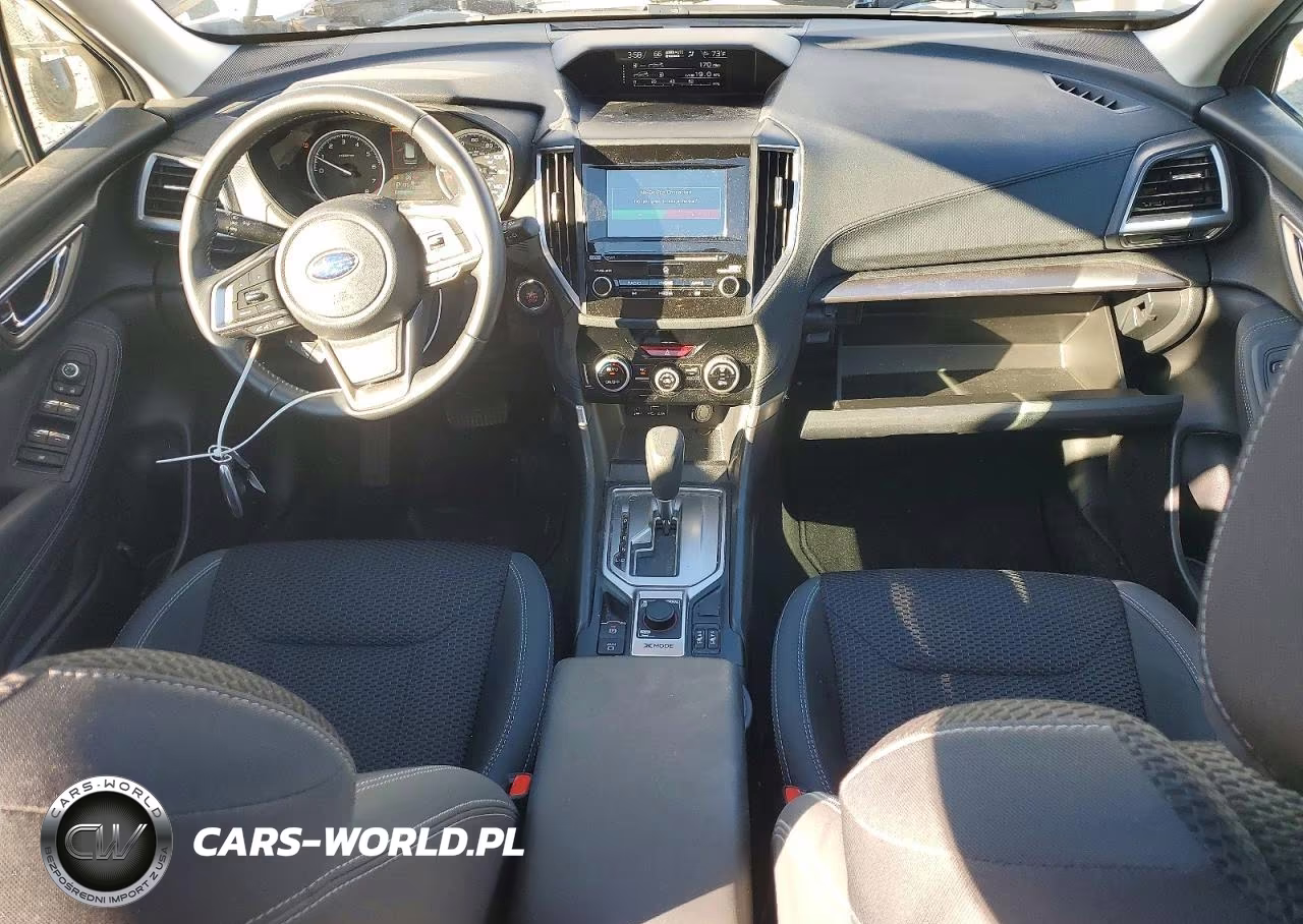 2019 Subaru Forester Premium VIN:JF2SKAGCXKH588469 - 8