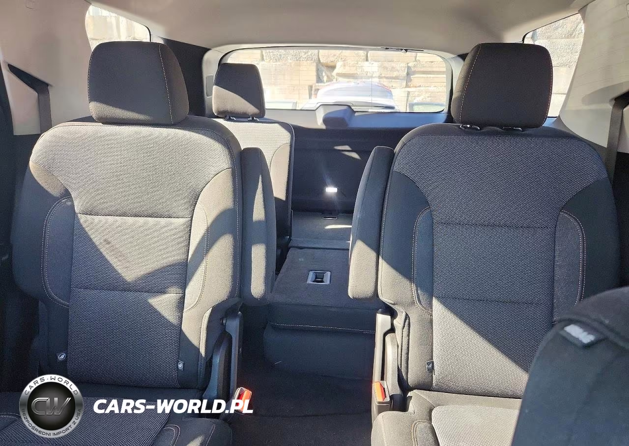 2019 Chevrolet Traverse Lt VIN:1GNERGKW4KJ289054 - 10