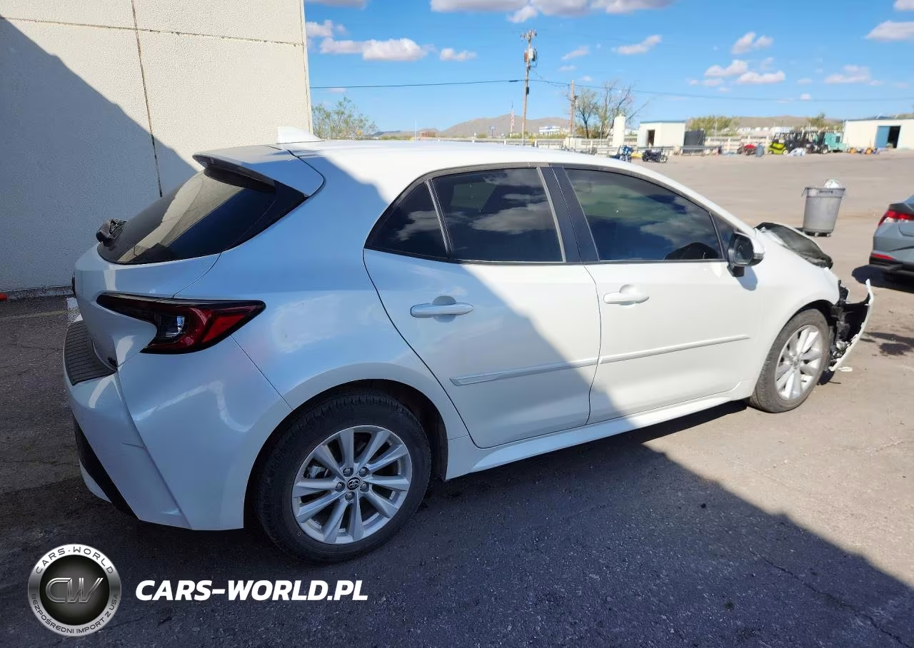 2023 Toyota Corolla Hatchback Se VIN:JTND4MBE4P3203676 - 3