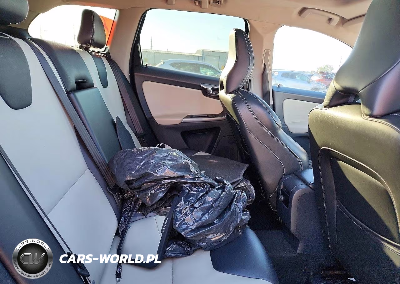 2017 Volvo Xc60 T6 Dynamic VIN:YV449MRR9H2041272 - 11