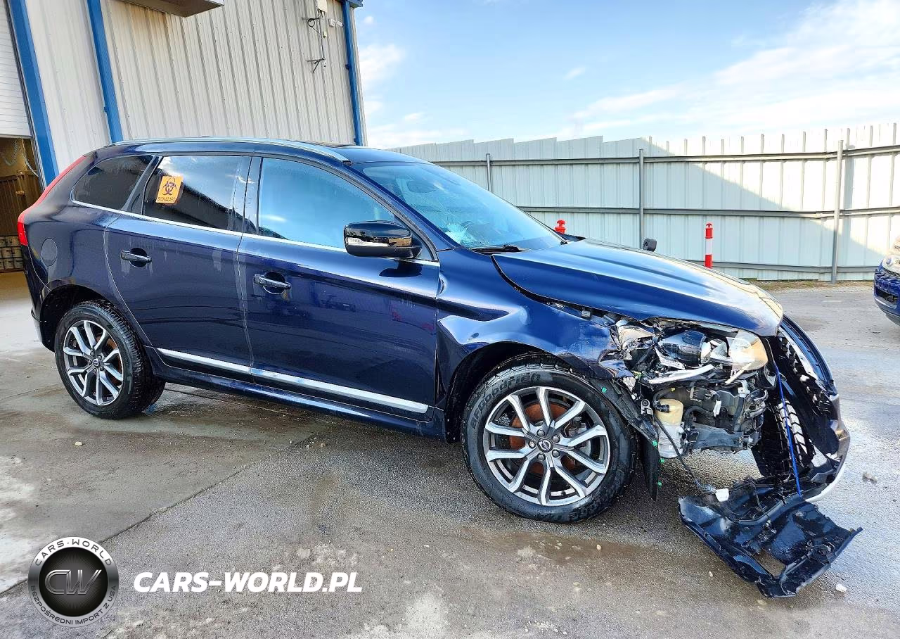 2017 Volvo Xc60 T6 Dynamic VIN:YV449MRR9H2041272 - 4