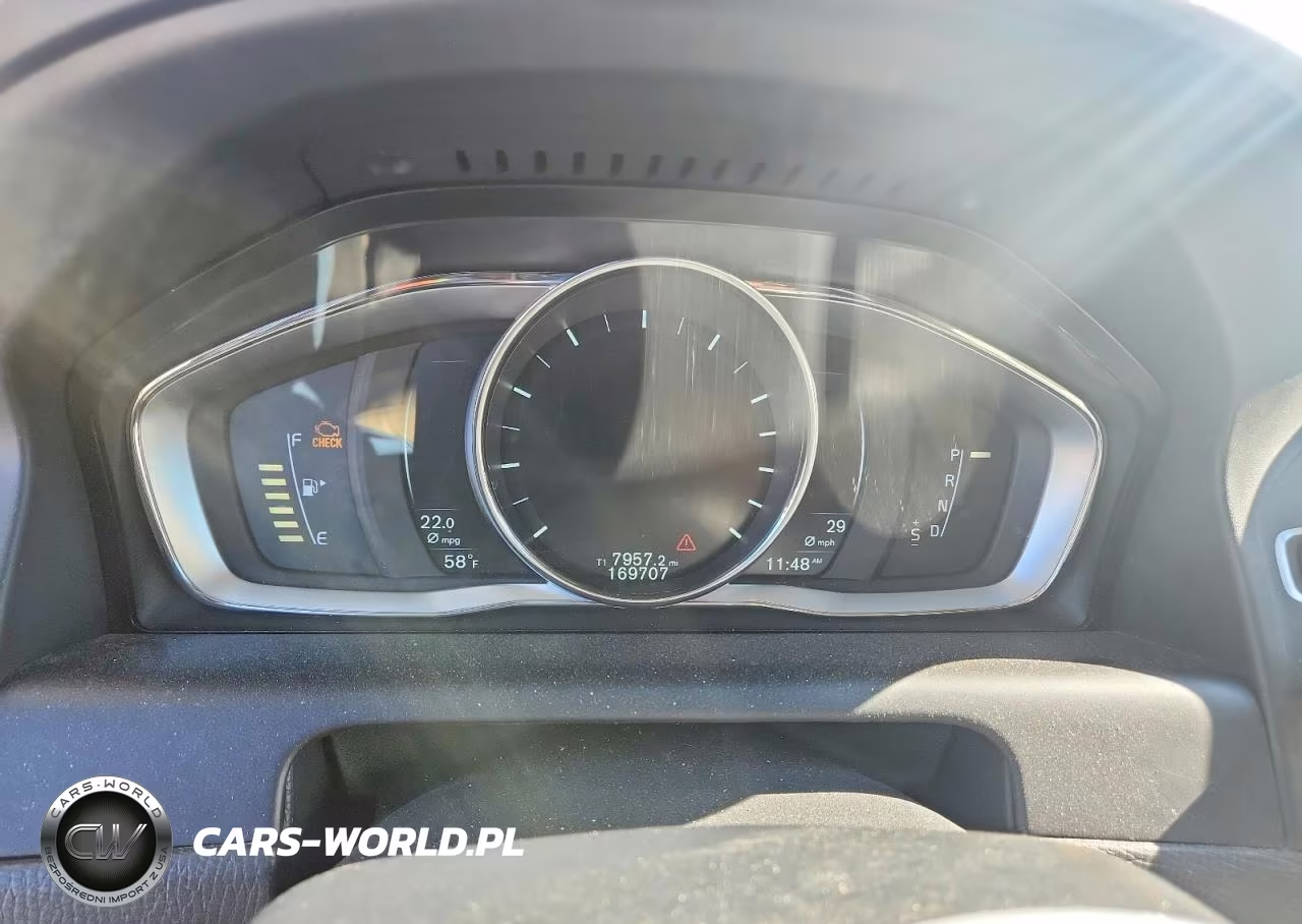 2016 Volvo Xc60 T5 Premier VIN:YV4612RK8G2840160 - 9