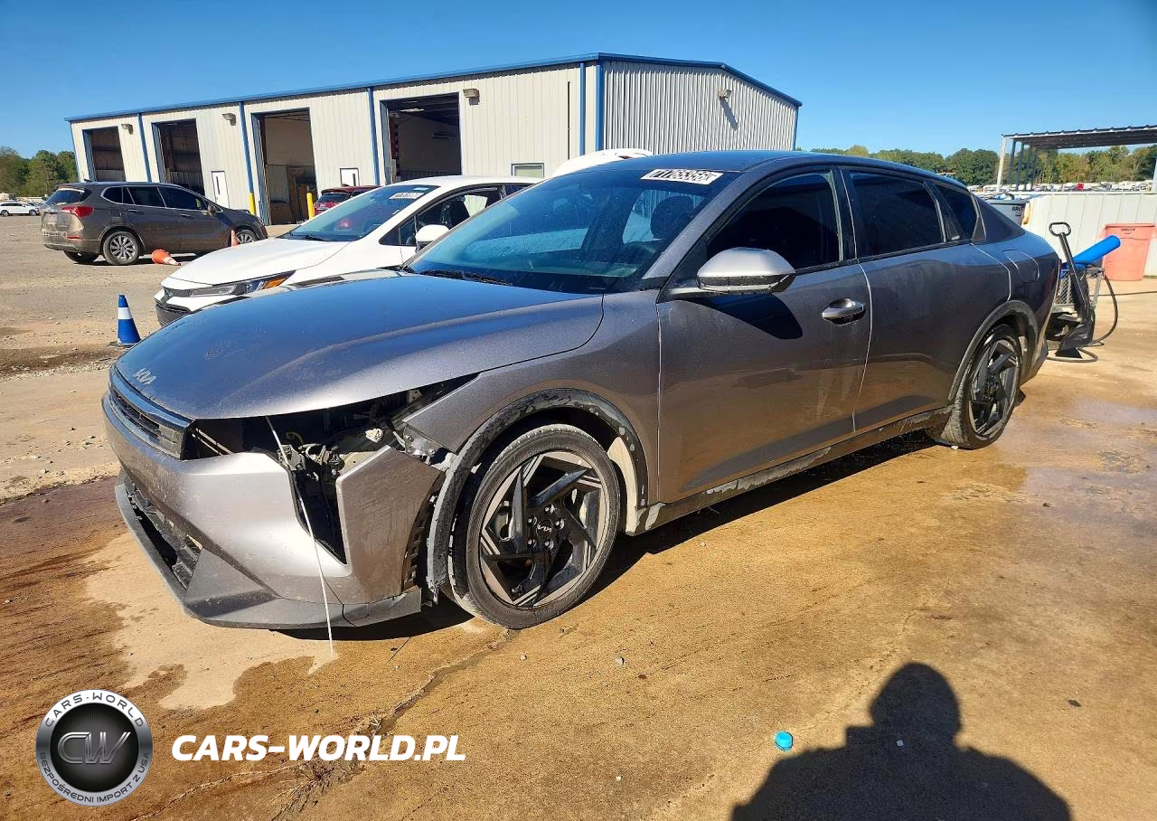 2025 Kia K4 Ex VIN:3KPFU4DEXSE067680 - 1