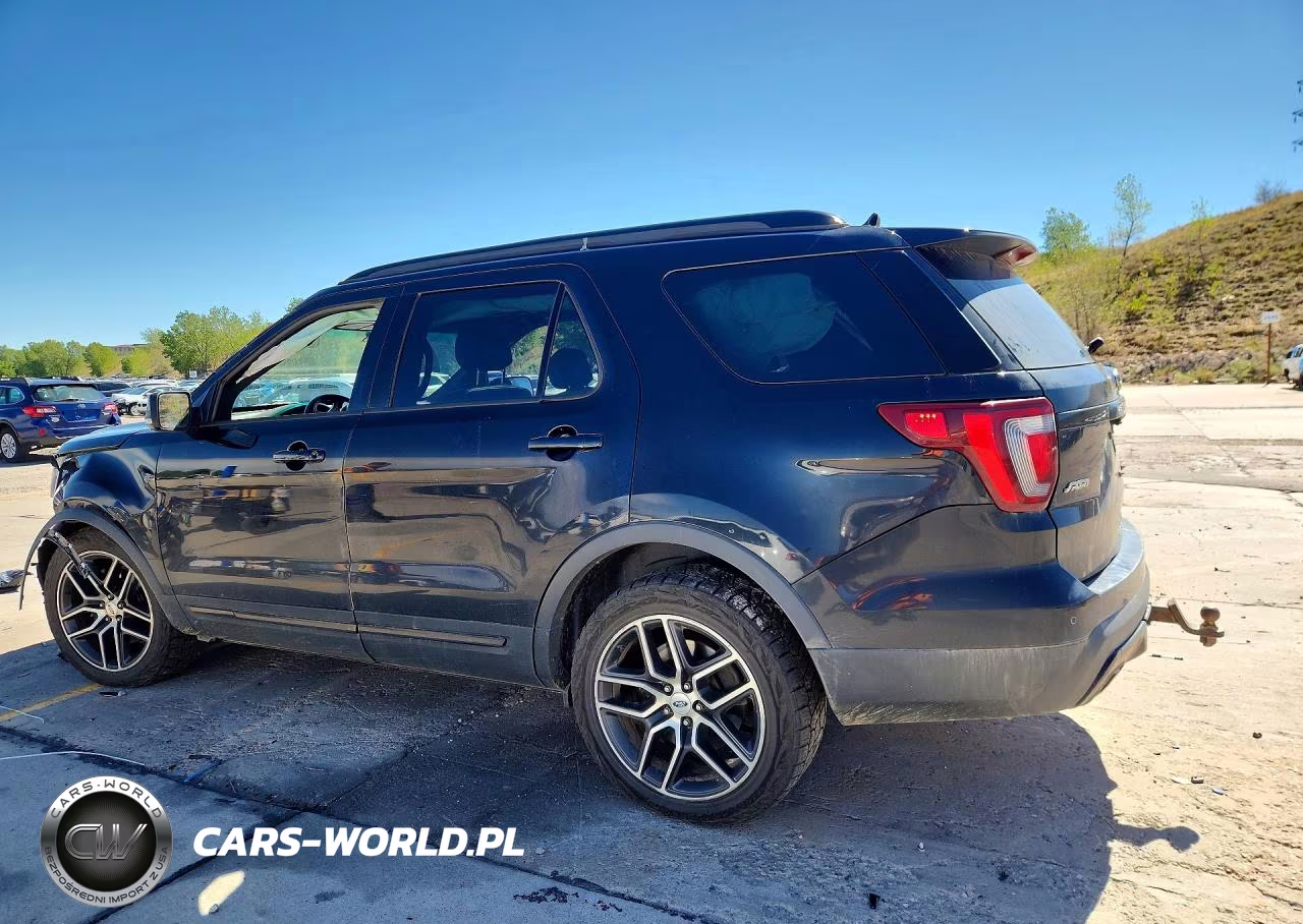2016 Ford Explorer Sport VIN:1FM5K8GT9GGA25992 - 2