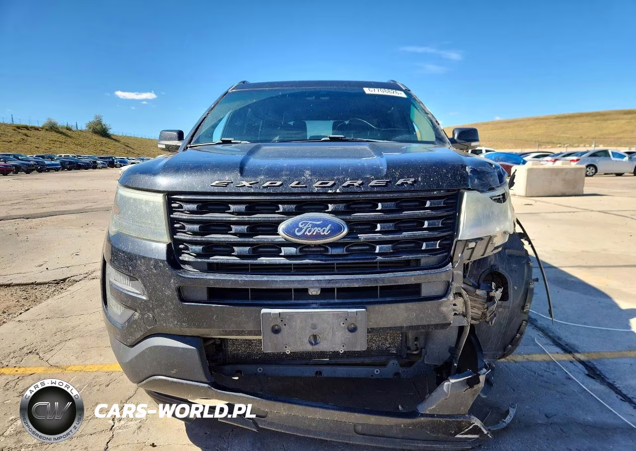 2016 Ford Explorer Sport VIN:1FM5K8GT9GGA25992 - 5