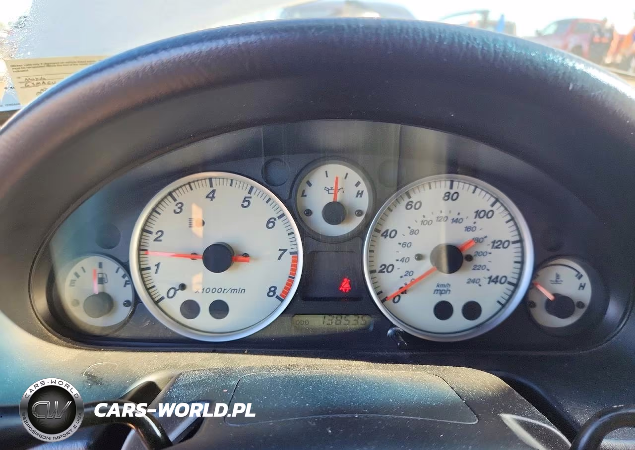 2003 Mazda Mx-5 Miata Base VIN:JM1NB353X30312884 - 9