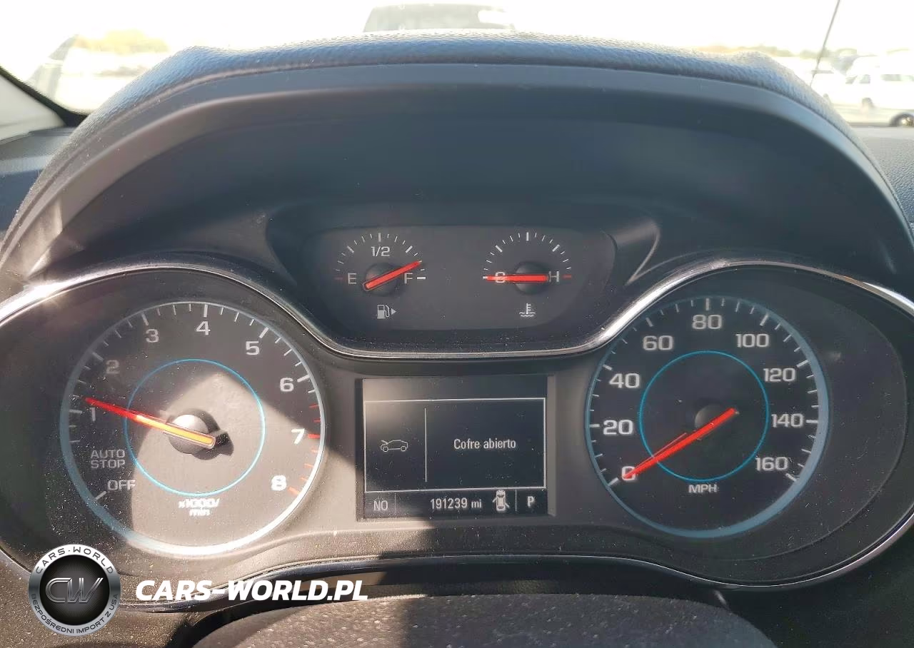 2018 Chevrolet Cruze Lt VIN:1G1BE5SM6J7145164 - 9