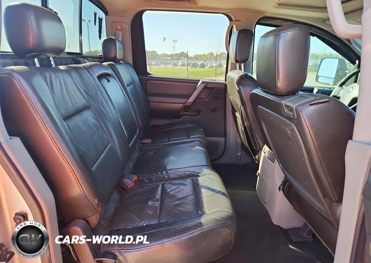 2004 Nissan Titan Xe VIN:1N6AA07B04N528703 - 10