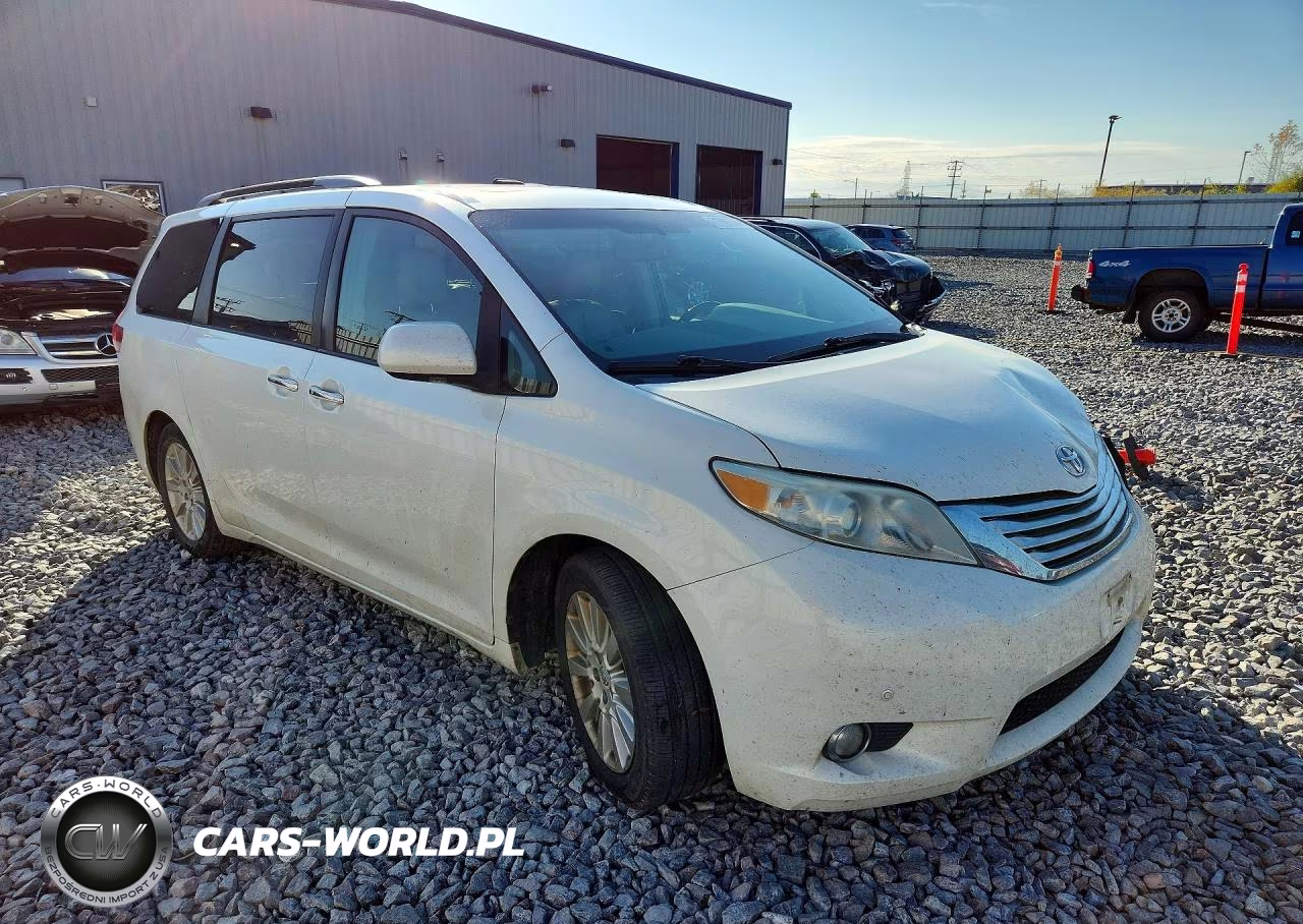 2012 Toyota Sienna Limited 7-Passenger VIN:5TDYK3DC9CS279095 - 4