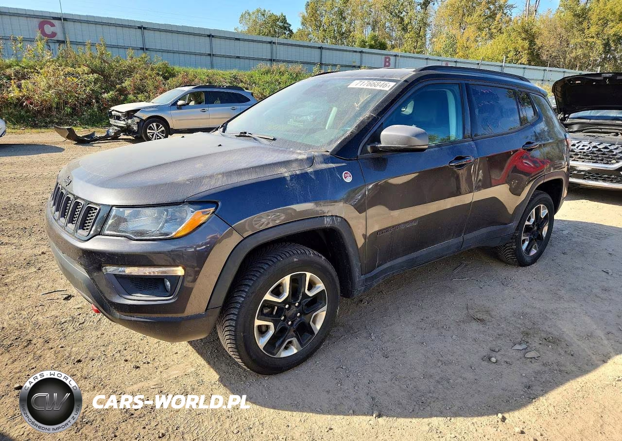 2018 Jeep Compass Trailhawk VIN:3C4NJDDB6JT198688 - 1