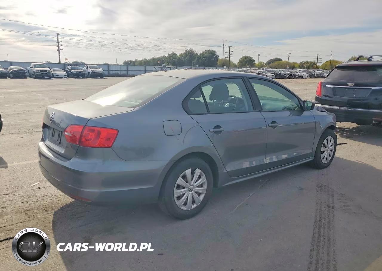 2014 Volkswagen Jetta Base VIN:3VW2K7AJ8EM305444 - 3