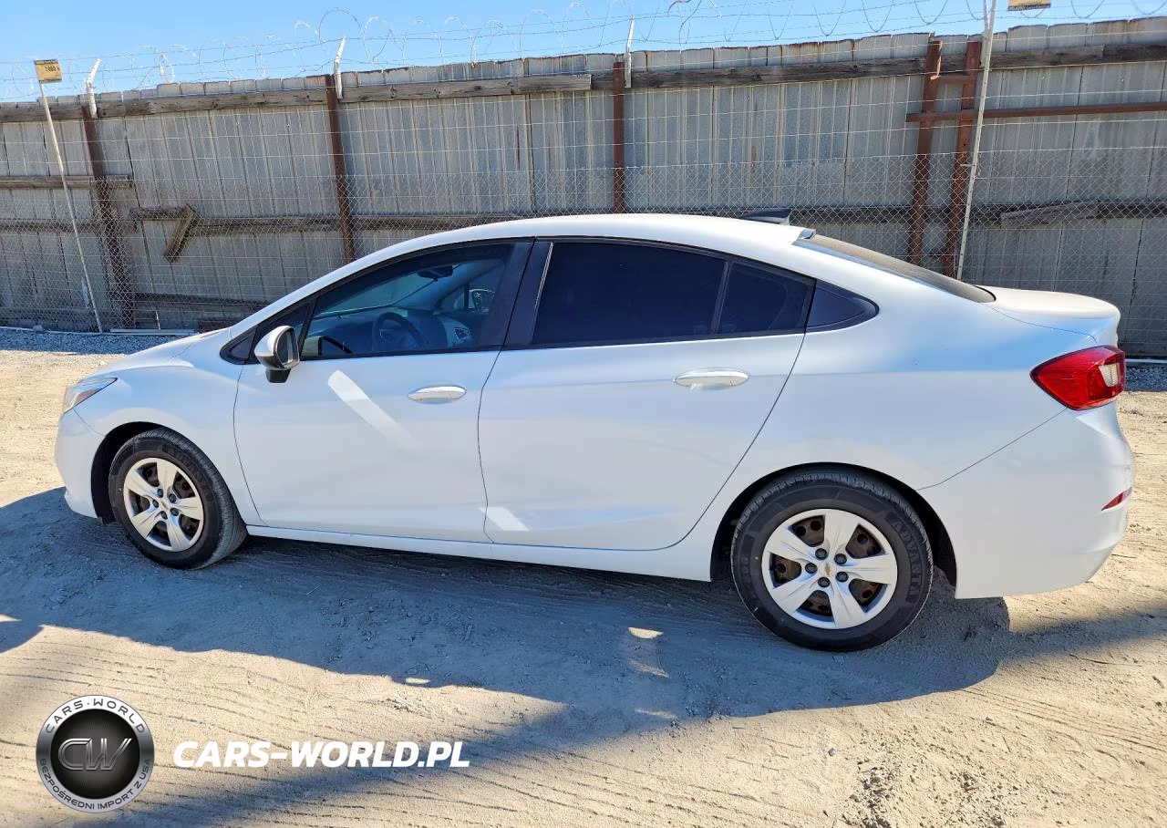 2018 Chevrolet Cruze Ls VIN:1G1BC5SM9J7240095 - 2
