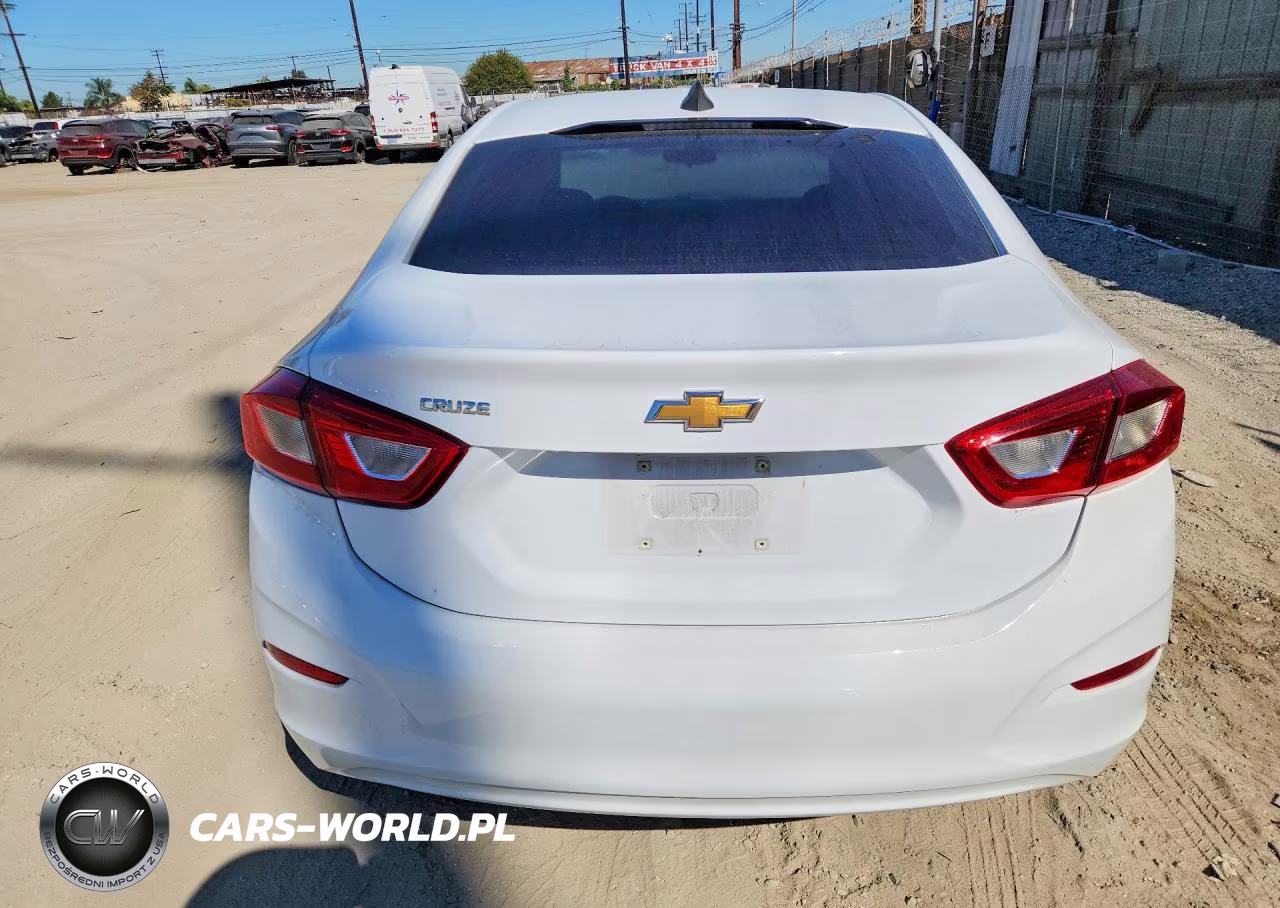 2018 Chevrolet Cruze Ls VIN:1G1BC5SM9J7240095 - 6