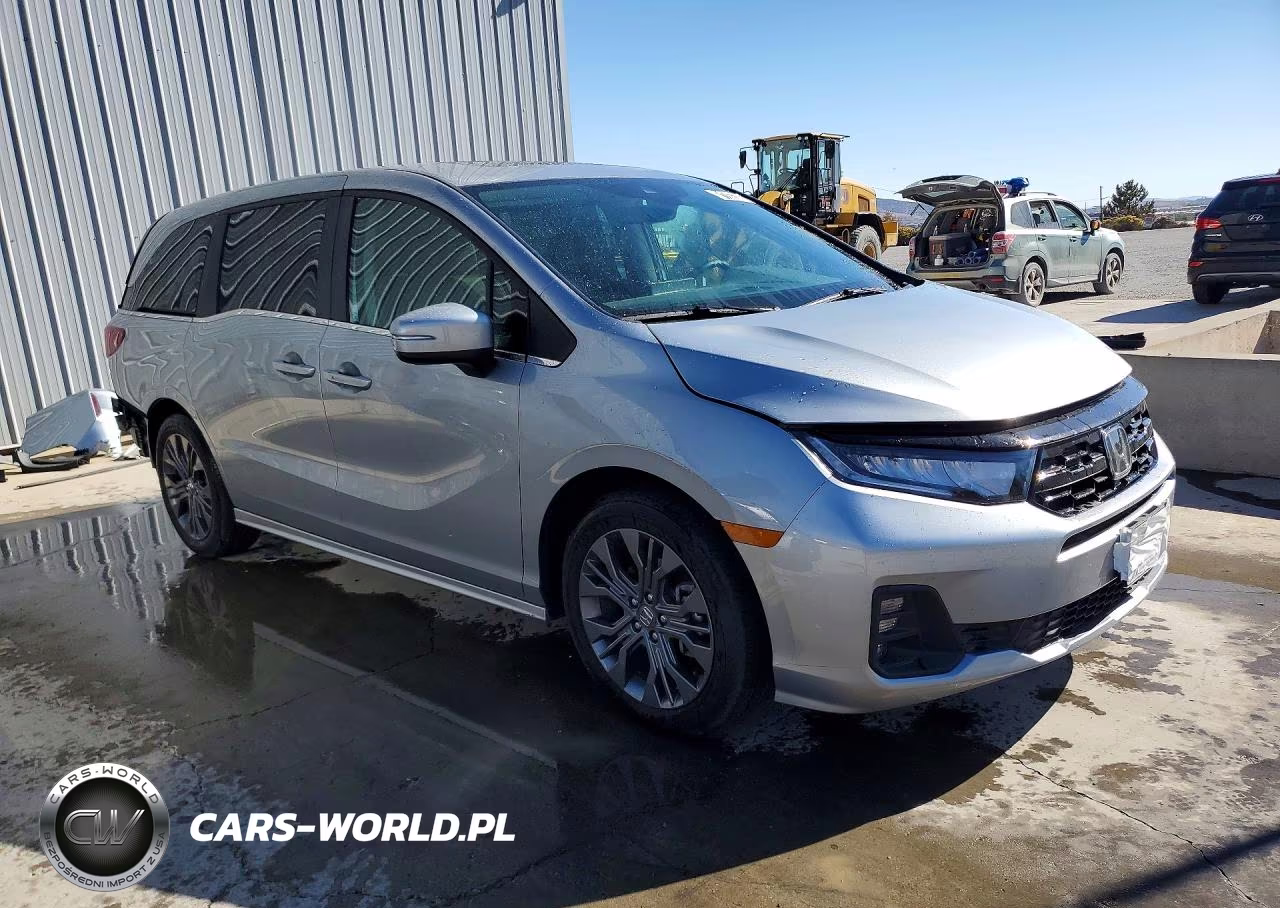 2026 Honda Odyssey Touring VIN:5FNRL6H86TB057708 - 4