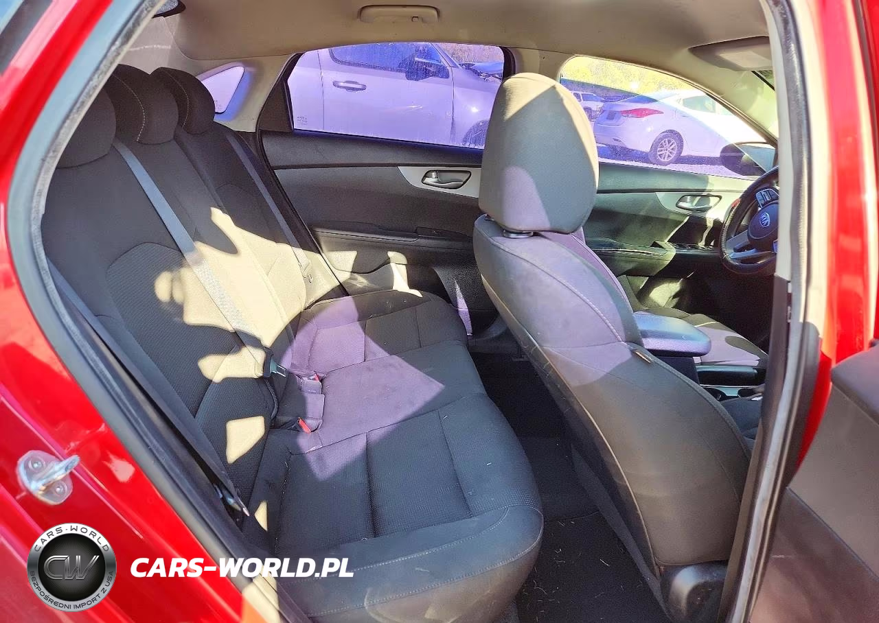 2020 Kia Forte Lxs VIN:3KPF24AD6LE165446 - 10