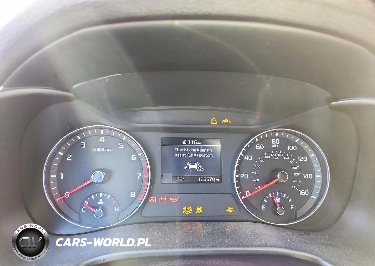 2020 Kia Forte Lxs VIN:3KPF24AD6LE165446 - 9