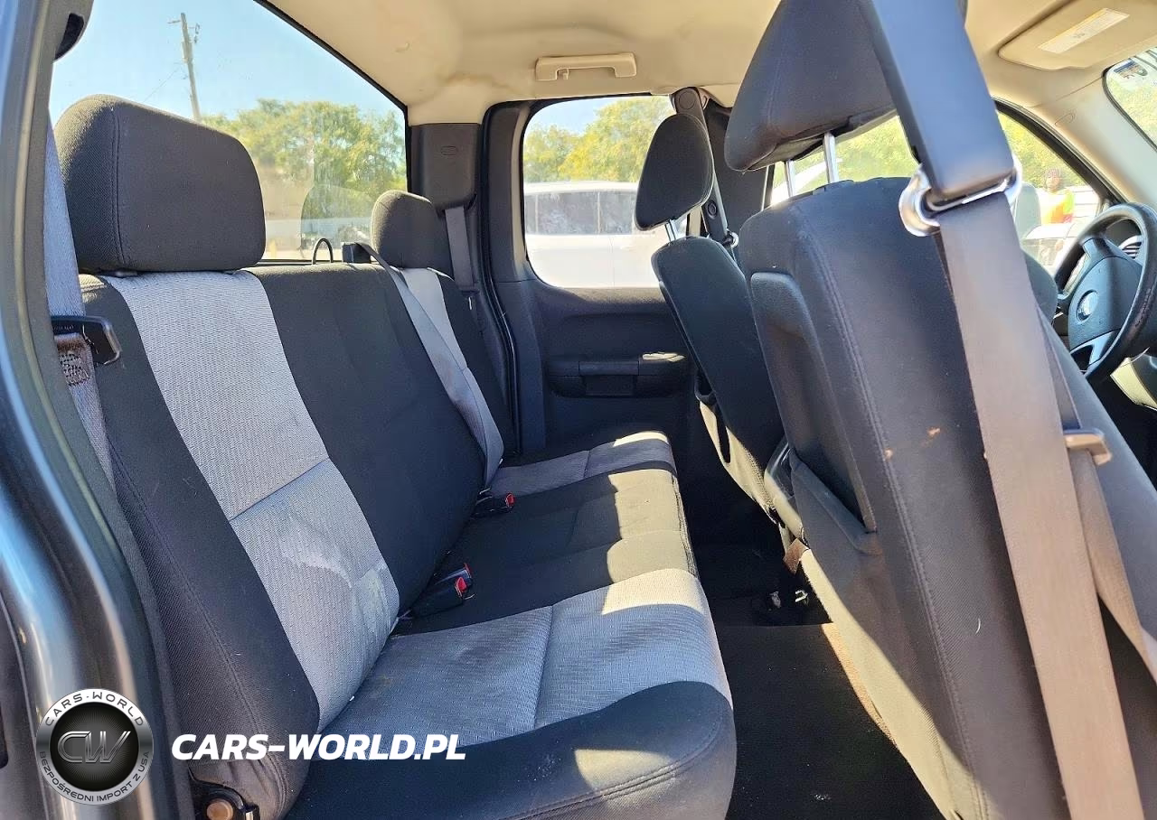 2008 Chevrolet Silverado K1500 VIN:2GCEK19C281319712 - 10