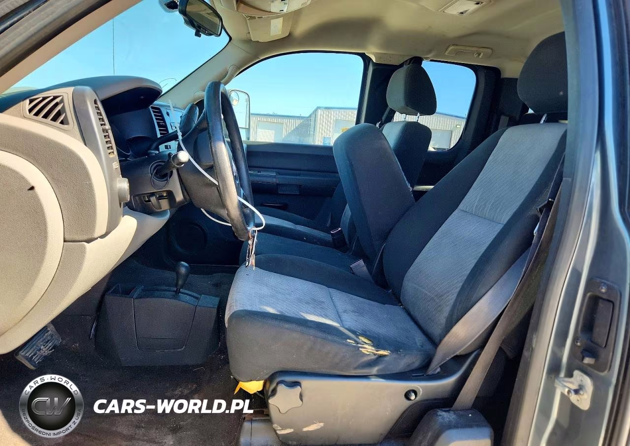 2008 Chevrolet Silverado K1500 VIN:2GCEK19C281319712 - 7