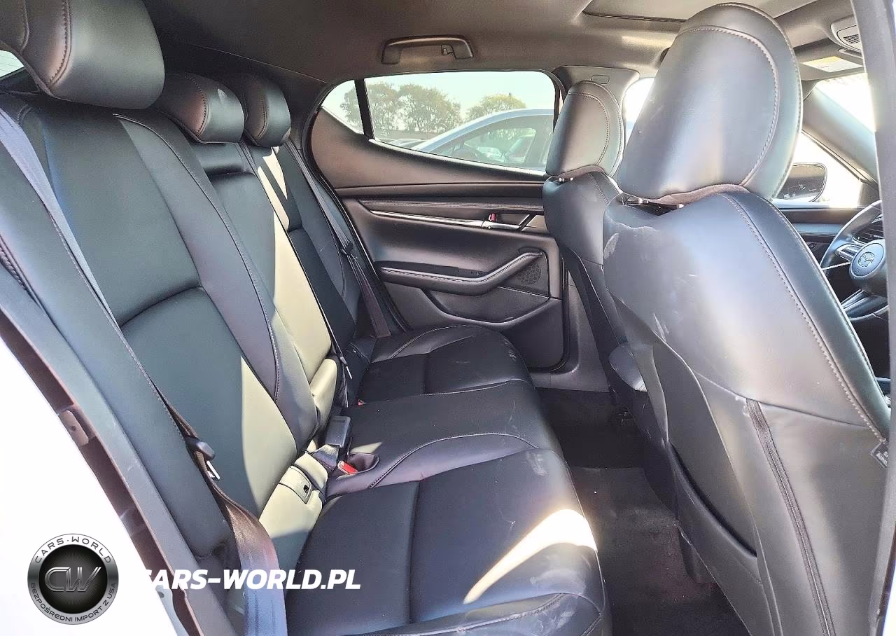 2022 Mazda 3 Preferred VIN:JM1BPALL0N1522323 - 10
