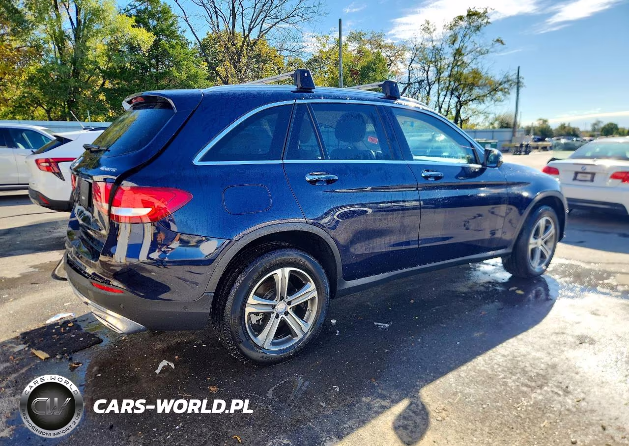 2017 Mercedes-Benz Glc 300 4Matic VIN:WDC0G4KB0HF174221 - 3