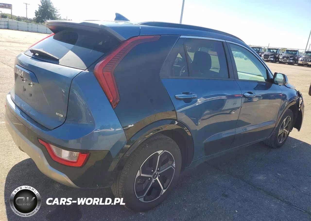 2023 Kia Niro Sx VIN:KNDCT3LE2P5116293 - 3
