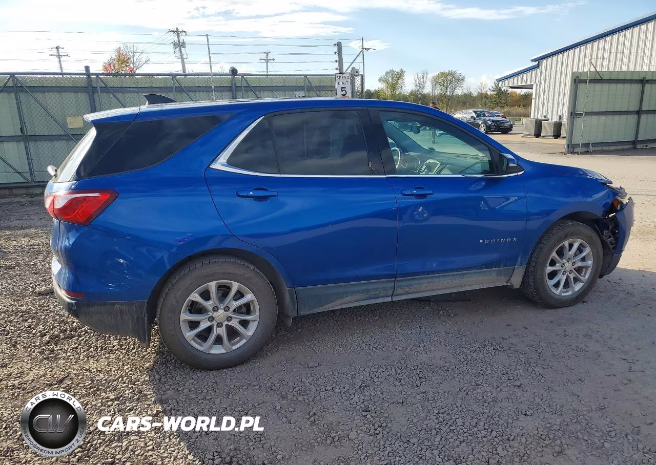 2019 Chevrolet Equinox Lt VIN:3GNAXUEV1KS600086 - 3