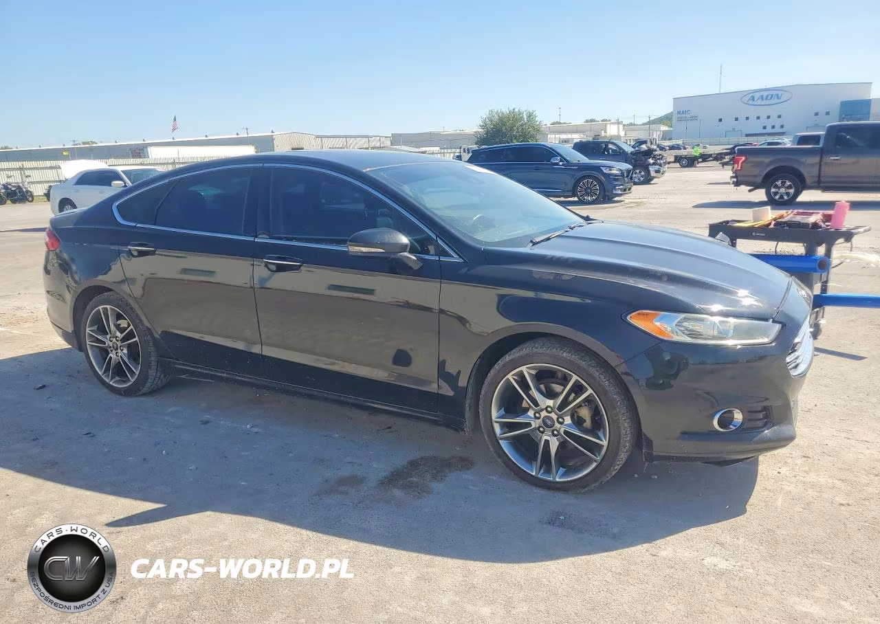 2013 Ford Fusion Titanium VIN:3FA6P0K97DR378975 - 4