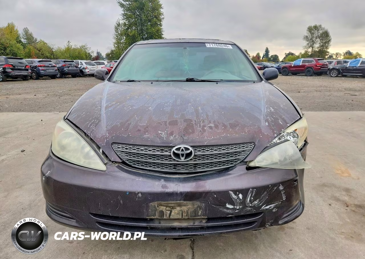 2003 Toyota Camry Le VIN:4T1BE32K83U718897 - 5