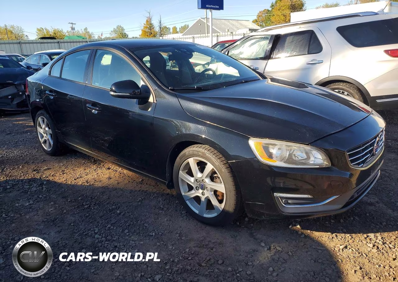 2015 Volvo S60 VIN:YV126MFJ0F1343581 - 4