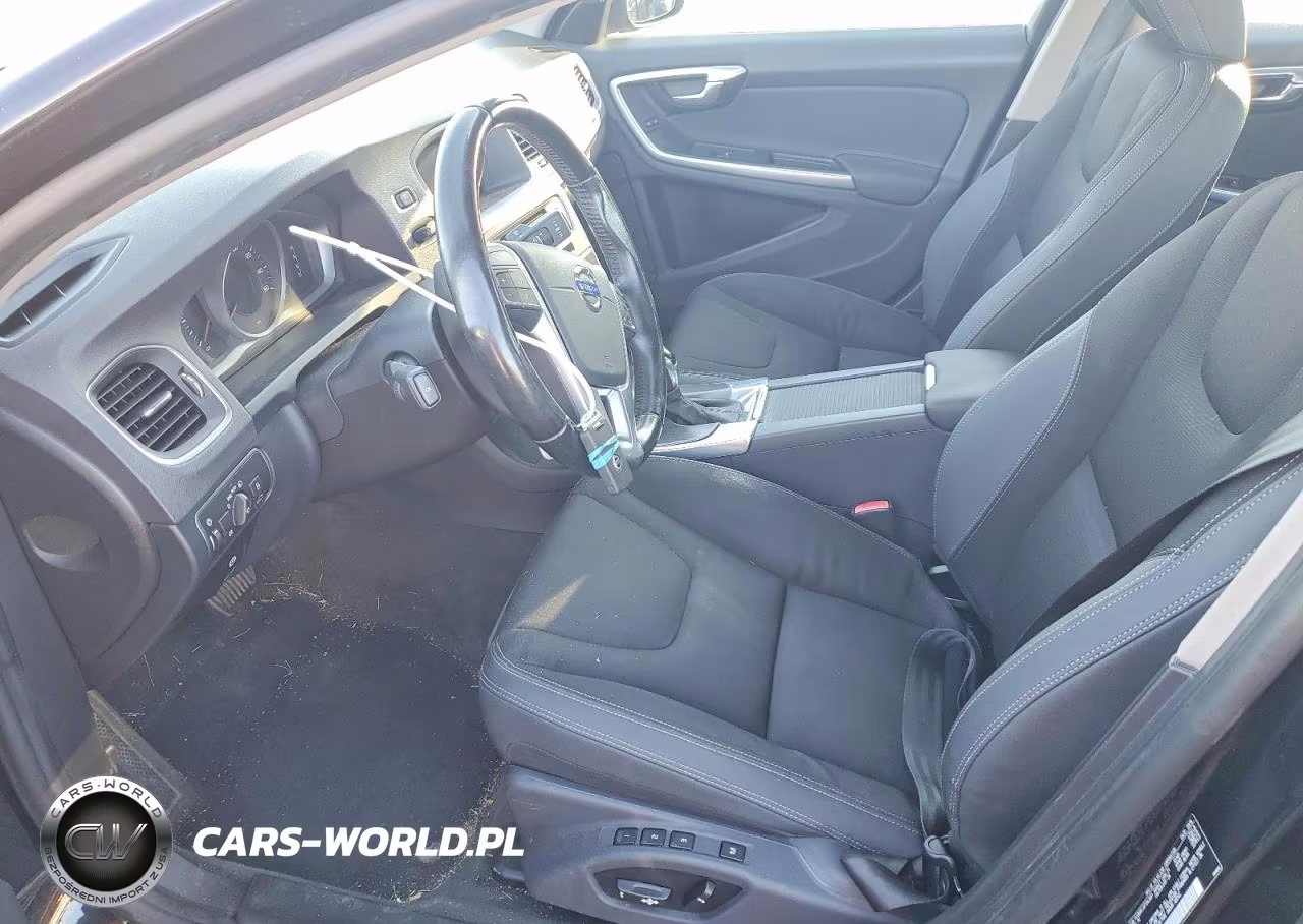 2015 Volvo S60 VIN:YV126MFJ0F1343581 - 7