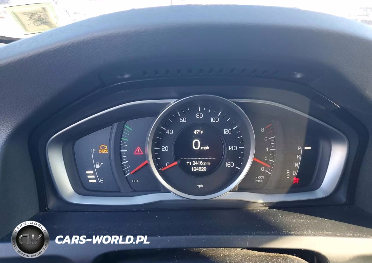 2015 Volvo S60 VIN:YV126MFJ0F1343581 - 9