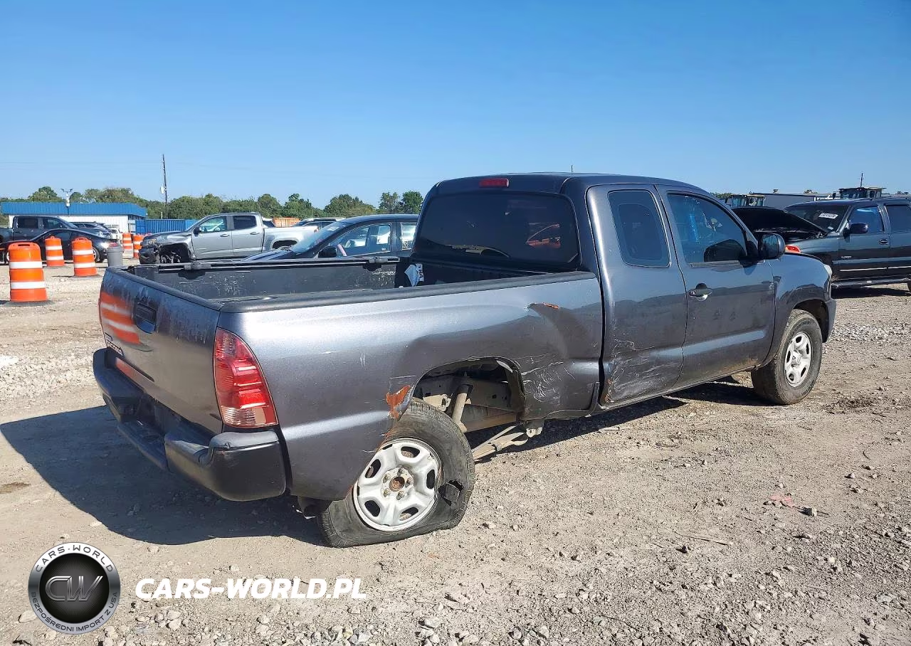 2015 Toyota Tacoma Base VIN:5TFTX4CN9FX068269 - 3