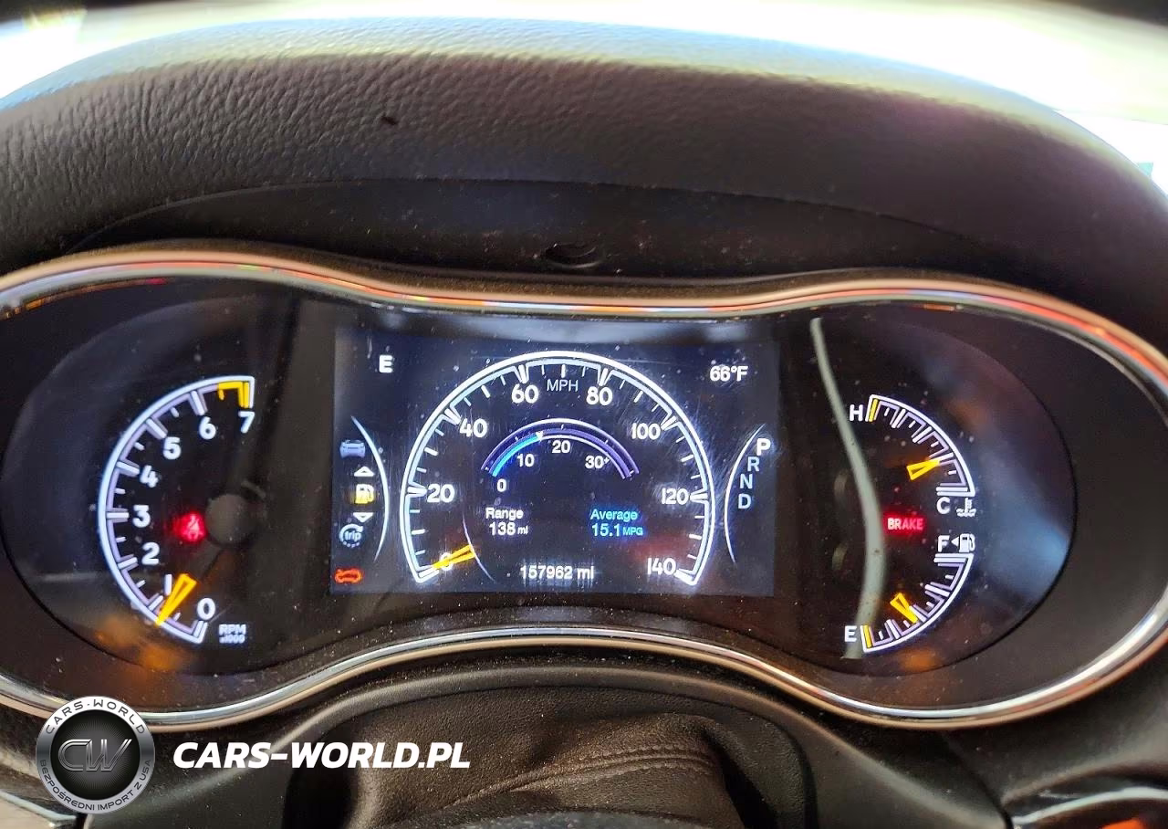 2016 Jeep Grand Cherokee Laredo VIN:1C4RJFAG4GC333409 - 9