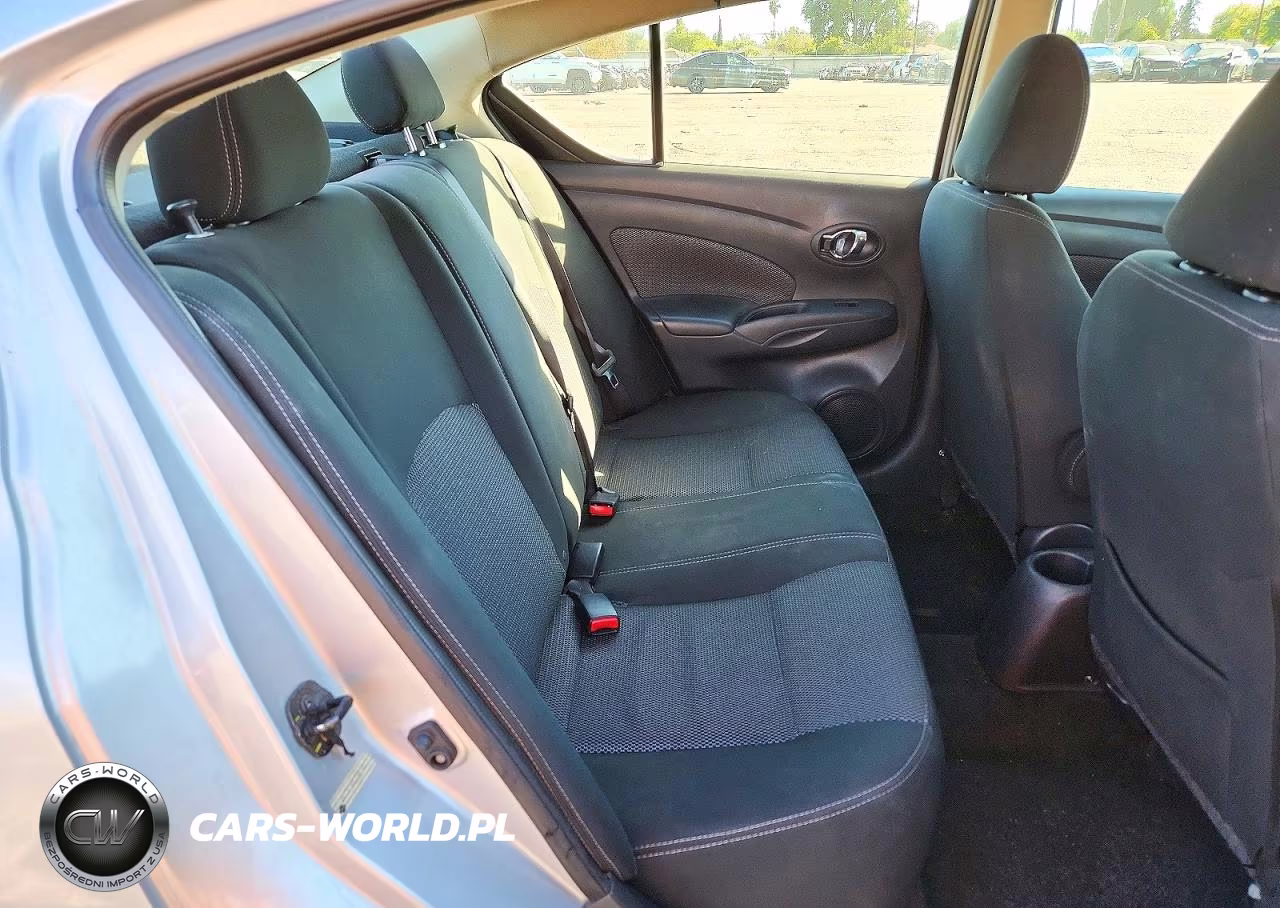 2018 Nissan Versa Sv VIN:3N1CN7AP1JL881561 - 10