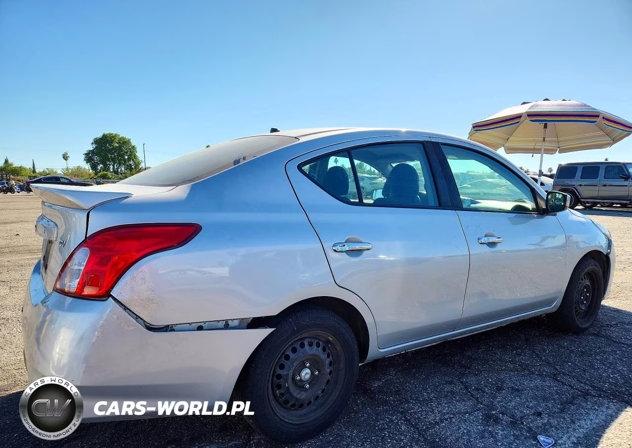 2018 Nissan Versa Sv VIN:3N1CN7AP1JL881561 - 3