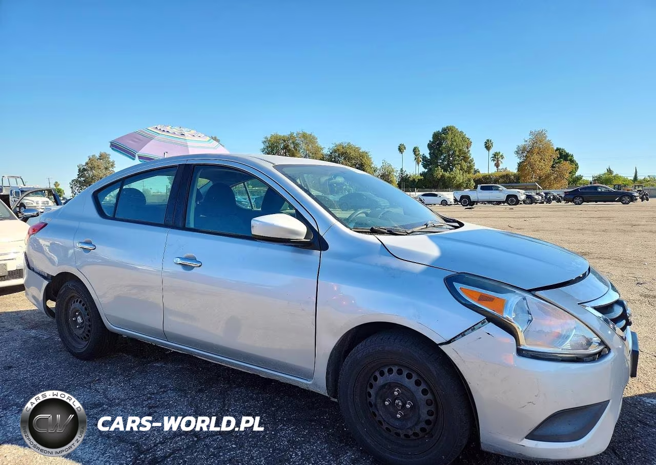 2018 Nissan Versa Sv VIN:3N1CN7AP1JL881561 - 4