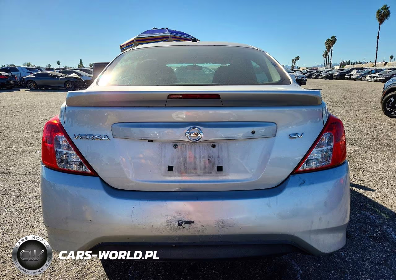 2018 Nissan Versa Sv VIN:3N1CN7AP1JL881561 - 6