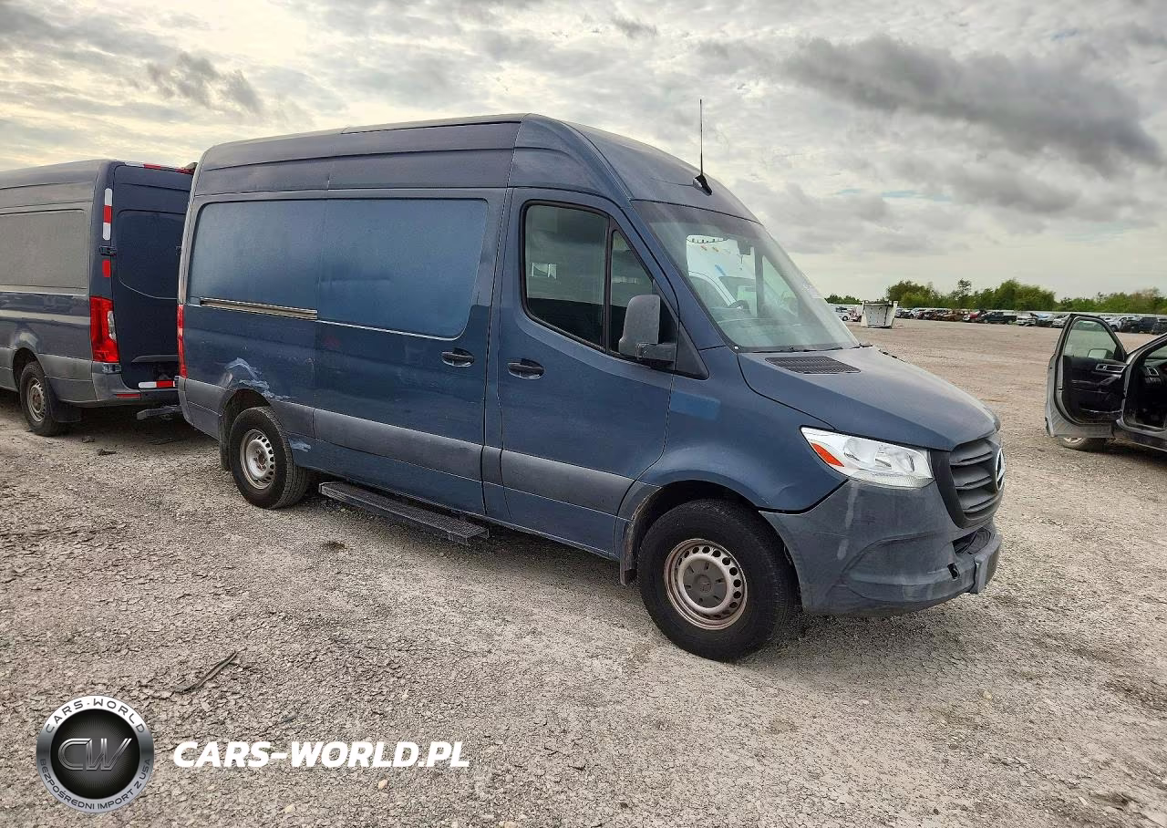 2019 Mercedes-Benz Sprinter 2500-3500 Delivery Van VIN:WD4PF0CD5KP104978 - 4