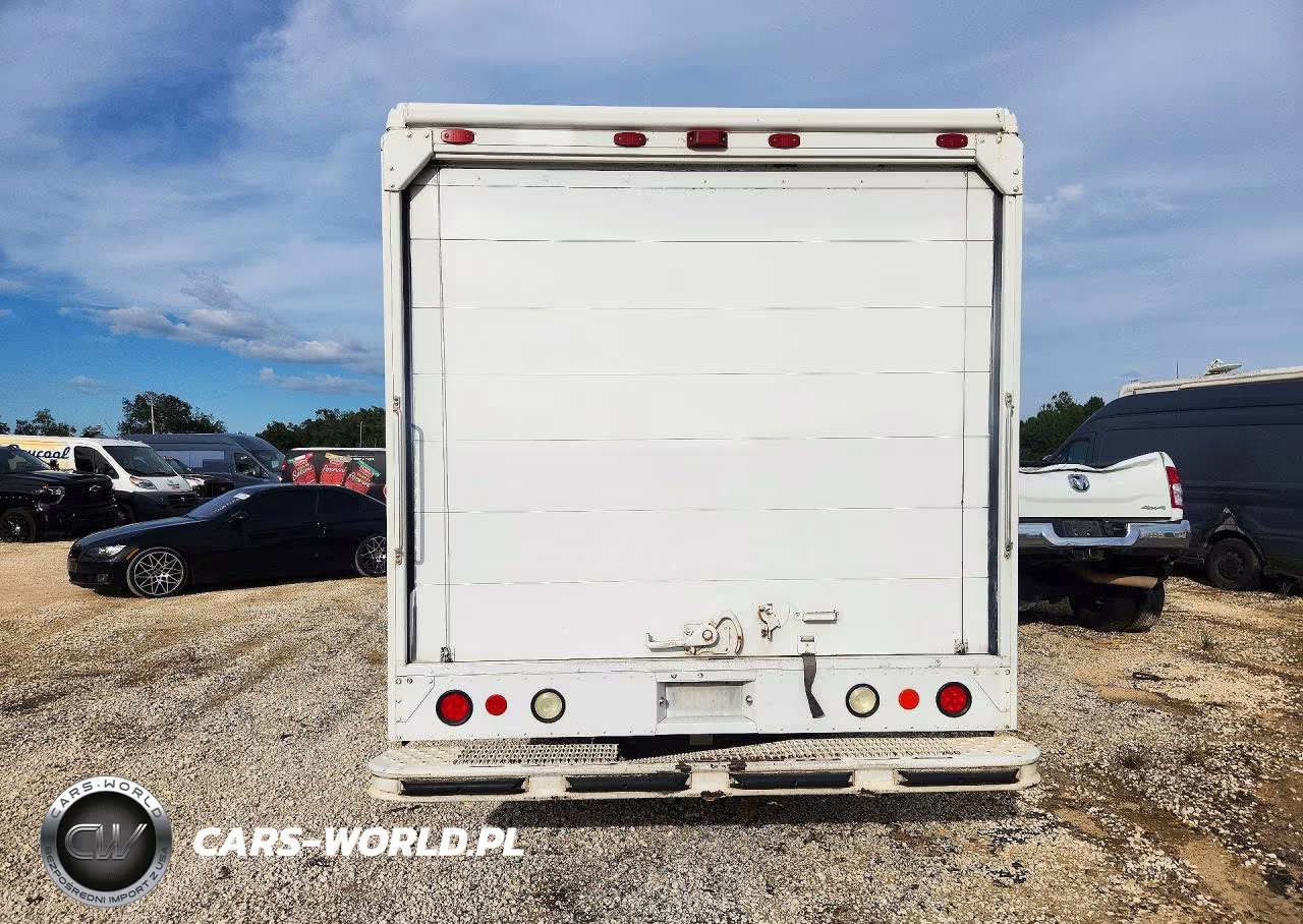 2007 Freightliner Mt45 Chassis Delivery Truck VIN:4UZAANBW67CY45049 - 6