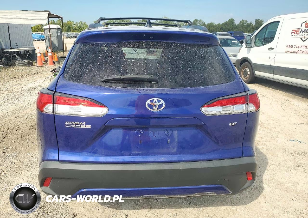 2025 Toyota Corolla Cross Le VIN:7MUCAAAG3SV128184 - 6
