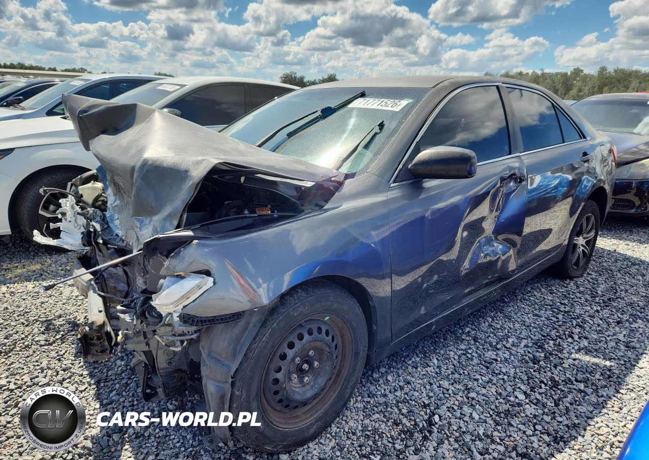 2009 Toyota Camry Le – zdjęcie 1 z 12