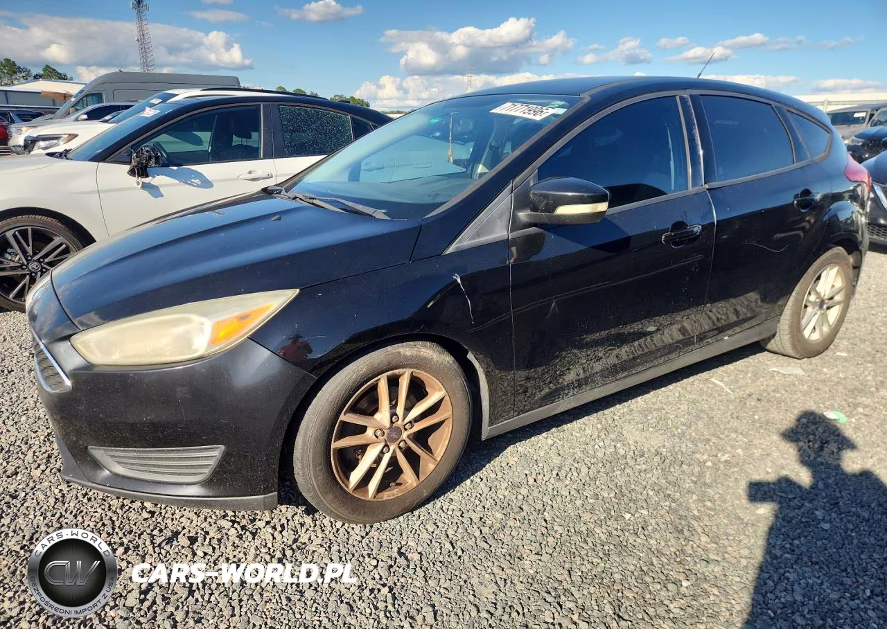 2016 Ford Focus VIN:1FADP3K27GL270984 - 1