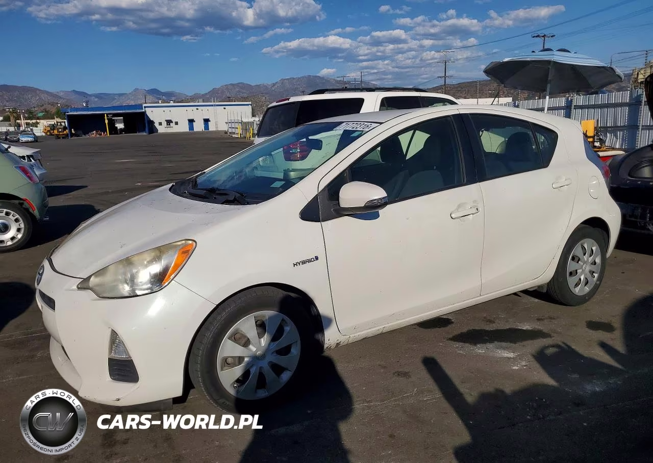 2012 Toyota Prius C Two